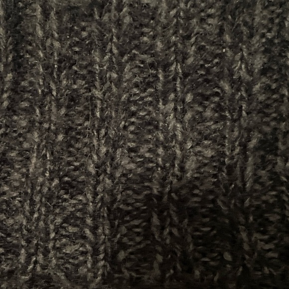 Decree charcoal gray cowl neck sweater Size medium - Picture 6 of 6